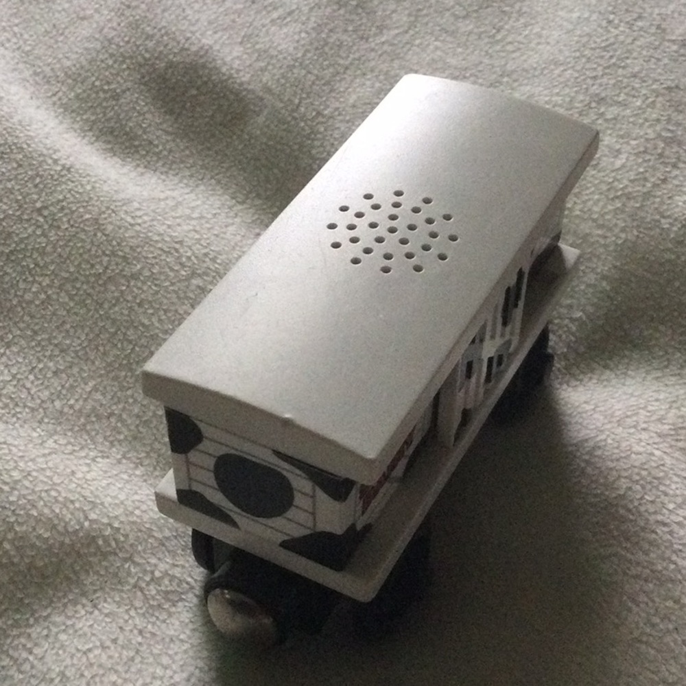 Thomas and Friends Cow Car